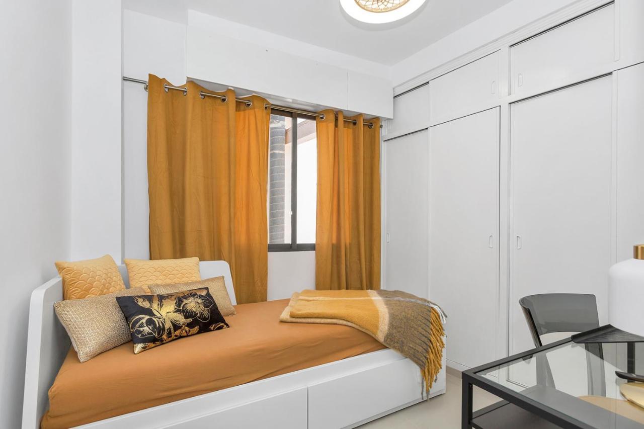 Reel Apartments- Walk To The Beach And Centre Torrevieja Exterior foto
