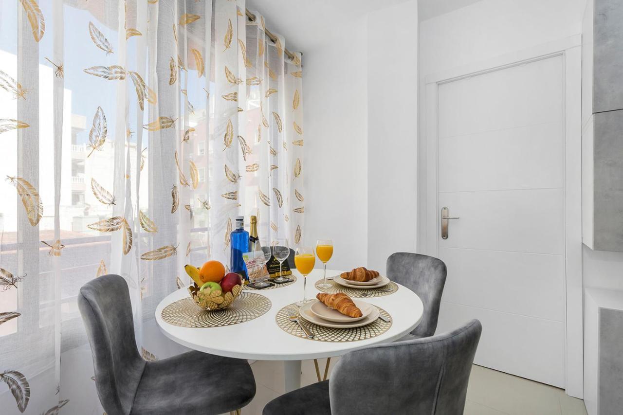 Reel Apartments- Walk To The Beach And Centre Torrevieja Exterior foto